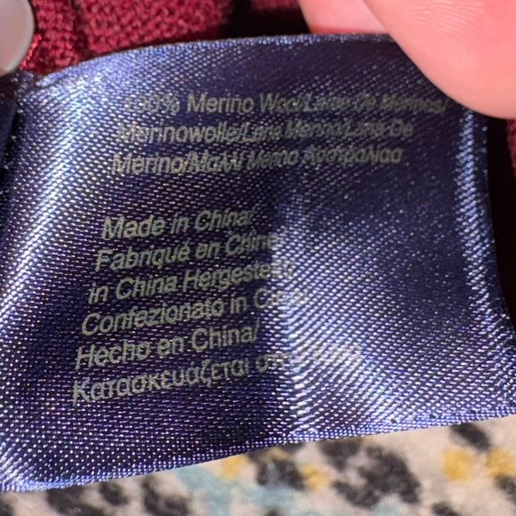 Brooks Brothers Extra Fine Merino Wool Cardigan Maroon Deep Red Medium NWOT - Picture 6 of 8